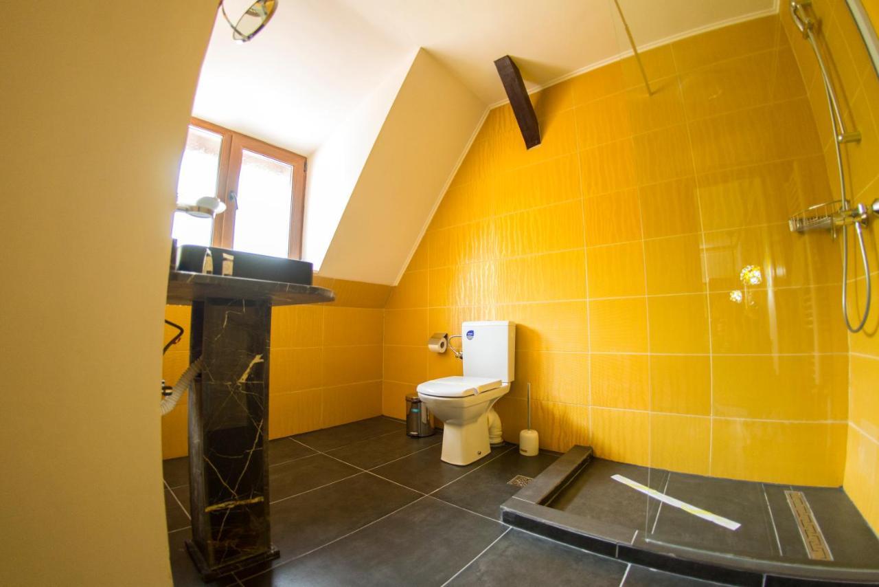 Voila Inn Predeal Exteriör bild